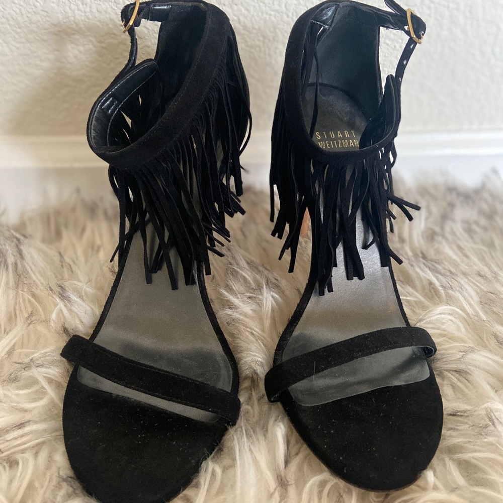 Stuart Weitzman Fringelica Black Pump size 8